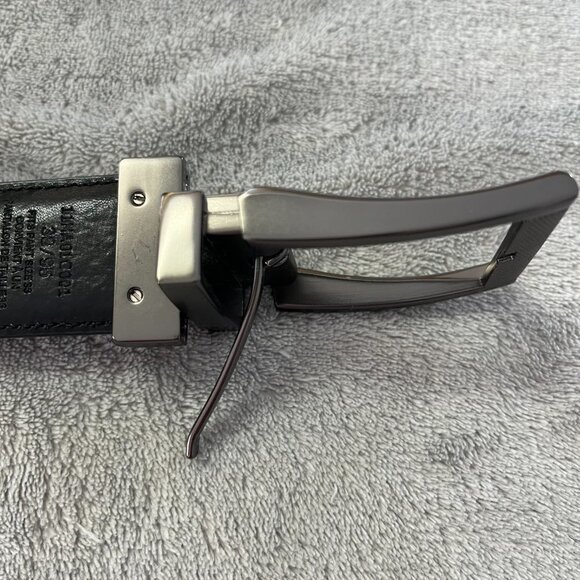 NWOT Brown/Black Reversible Belt Leather Belt Size 38" - Picture 4 of 7